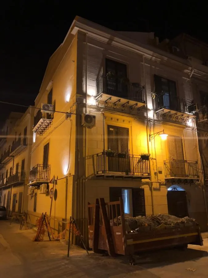 Guest house Dimora Castelli Hotel Palermo